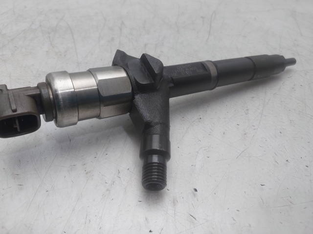 NISSAN 16600AU600 Inyector de combustible  disponible Valladolid