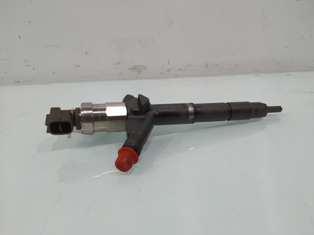 16600AU600 Inyector de combustible  disponible Burgos