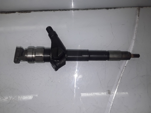 Inyector de combustible Nissan Navara D40M