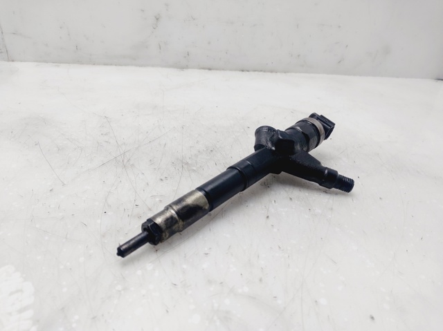 16600EC00A NISSAN Inyector de combustible  disponible Ourense