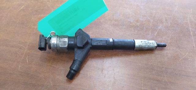 16600EC00A Inyector de combustible  disponible Burgos