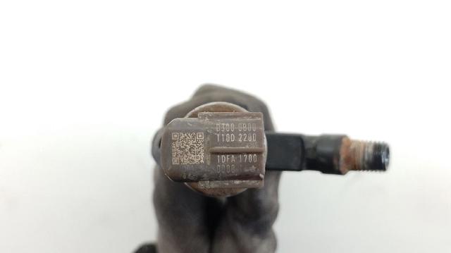 Inyector de combustible Nissan Navara D40M