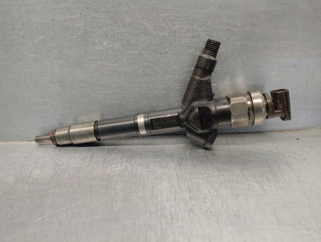 Inyector-bomba 16600MB40A NISSAN