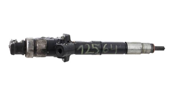 Comprar Inyector de combustible Nissan Cabstar  F24M a bajo precio