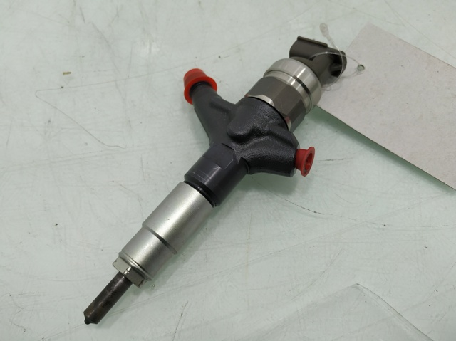 16613AA020 SUBARU Inyector de combustible  comprar en Oviedo
