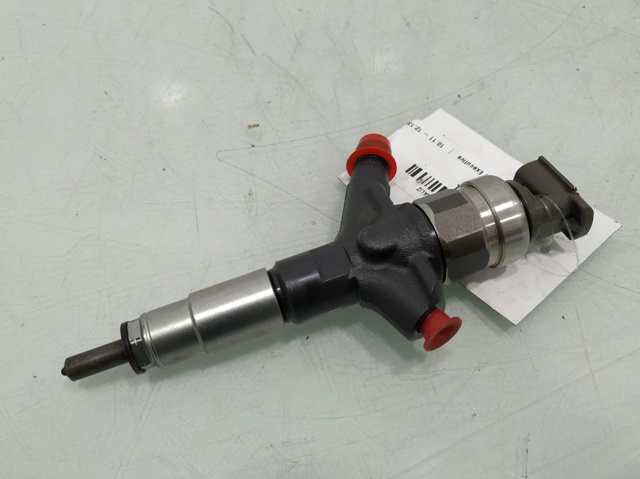 16613AA020 Inyector de combustible  comprar en Zaragoza