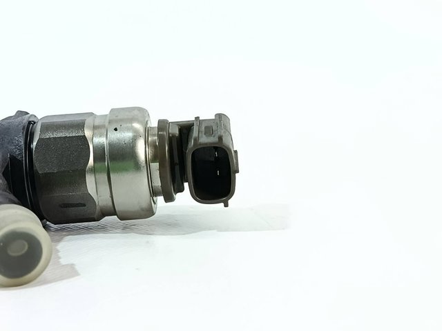 Inyector de combustible Subaru Legacy 4 B13