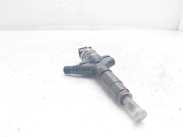 SUBARU 16613AA030 Inyector comprar Barcelona