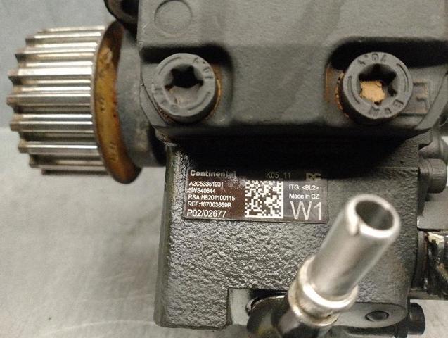 RENAULT 167003669R Bomba inyectora  en stock Valencia