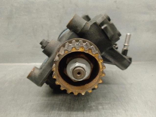 RENAULT 167003669R Bomba inyectora comprar Pamplona