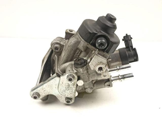 RENAULT 167007358R Bomba de alta presión de combustible  comprar en Murcia
