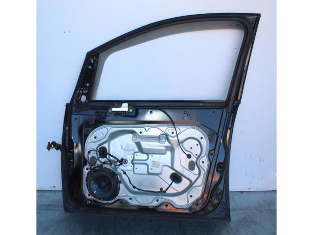 1678023 Puerta delantera derecha  en stock Sabadell