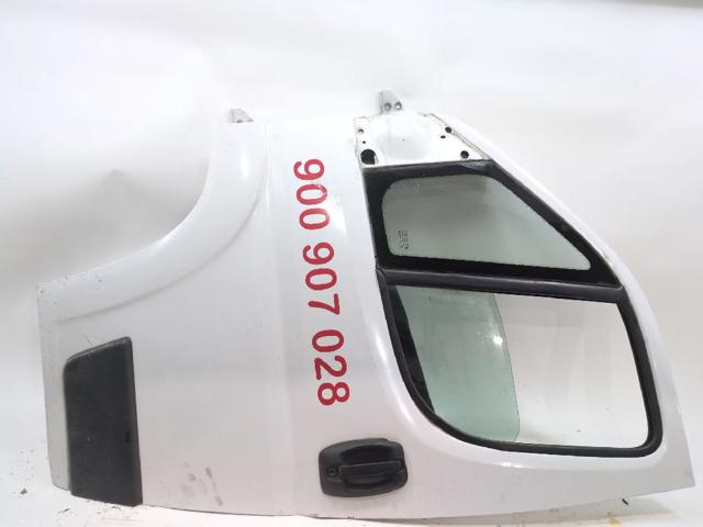 1682477580 PEUGEOT Puerta delantera izquierda comprar Bilbao
