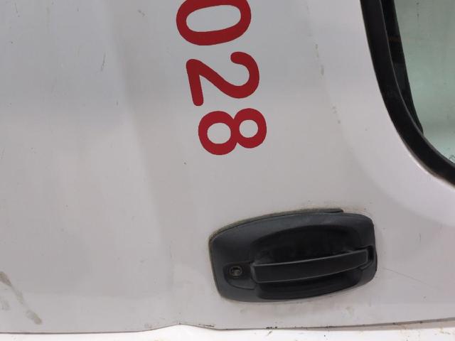 1682477580 Puerta delantera izquierda  en stock Sabadell