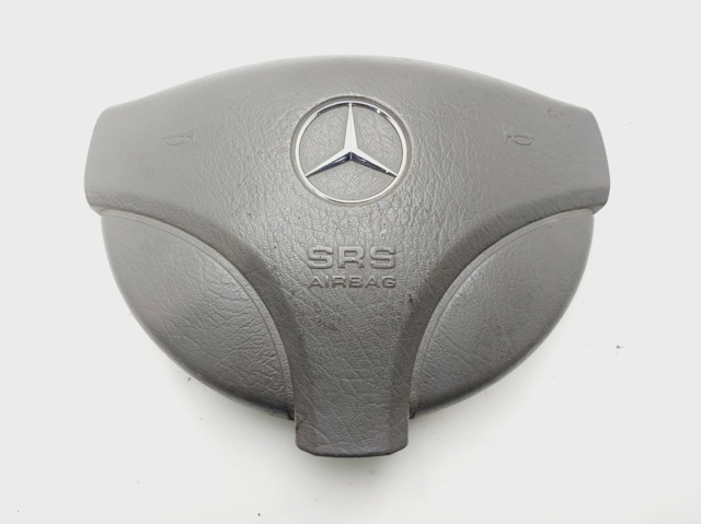 1684600198 Mercedes