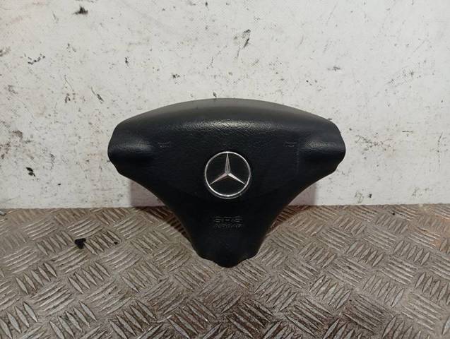 1684600298 Mercedes