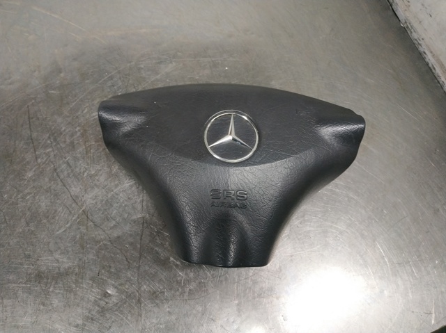 1684600298 Mercedes