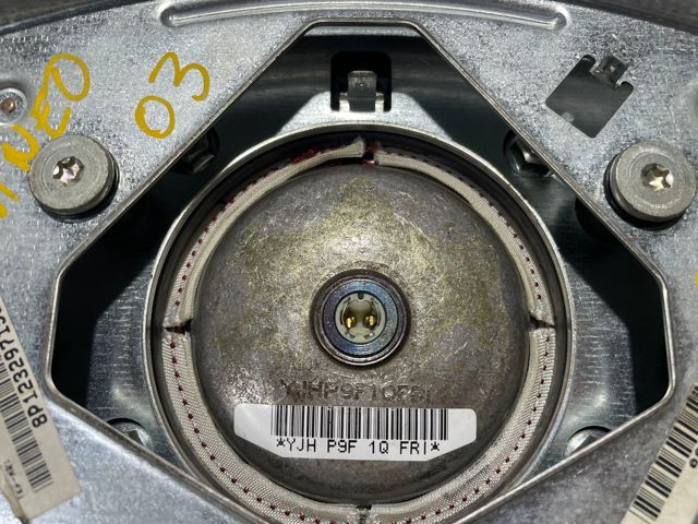 1684600298 Mercedes