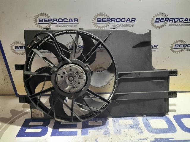 1685000193 MERCEDES Difusor del radiador de refrigeración con motor y hélice  comprar en Jaén