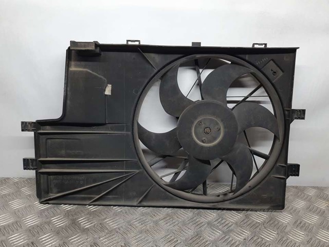 MERCEDES 1685000193 Difusor del radiador de refrigeración con motor y hélice  disponible España