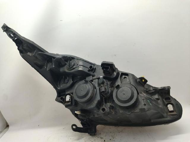 Faro izquierdo Peugeot 208 CA, CC