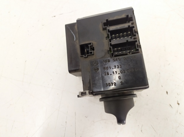 1685450104 Interruptor de luces en el tablero  disponible Utrera
