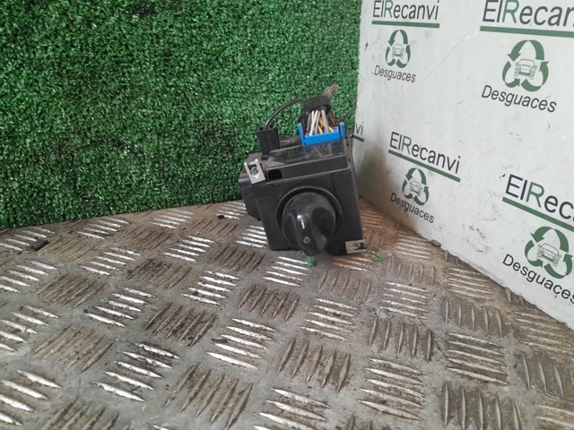 1685450104 Interruptor de luces en el tablero comprar Girona