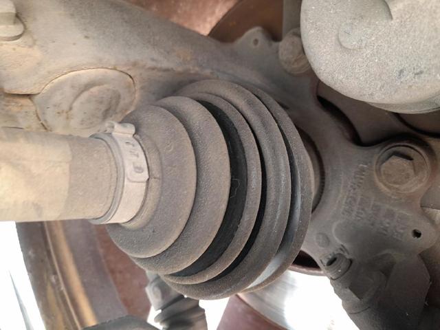 Semieje delantero izquierdo 1685799 FORD