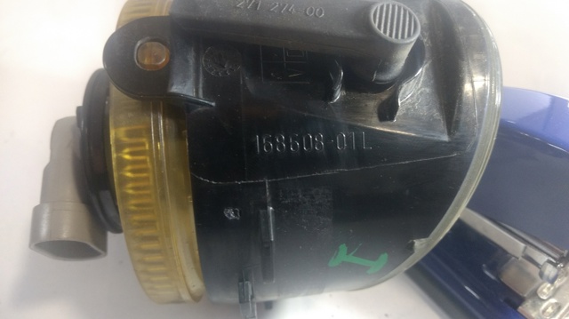 VAG 16860801L Luz antiniebla izquierdo  en stock Terrassa