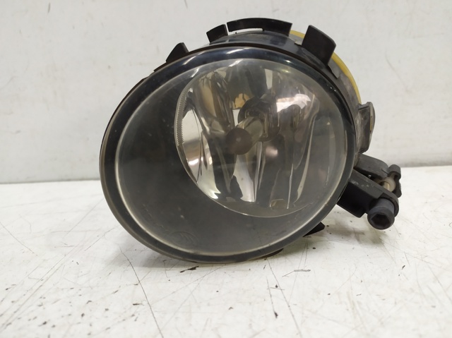 16860802R VAG Faro antiniebla derecho comprar Bilbao