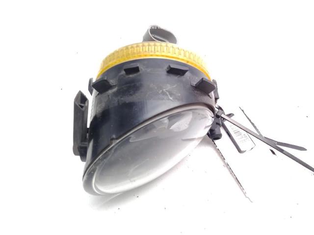 VAG 16860802R Faro antiniebla derecho  en stock Salamanca