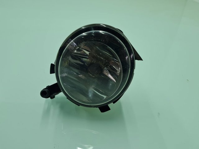 VAG 16860802R Faro antiniebla derecho  comprar en Murcia