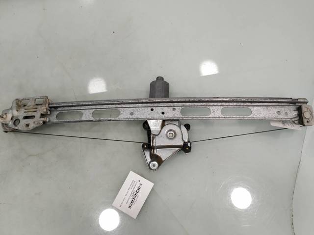 1687201146 MERCEDES Mecanismo de elevalunas de la puerta delantera izquierda  disponible Ourense