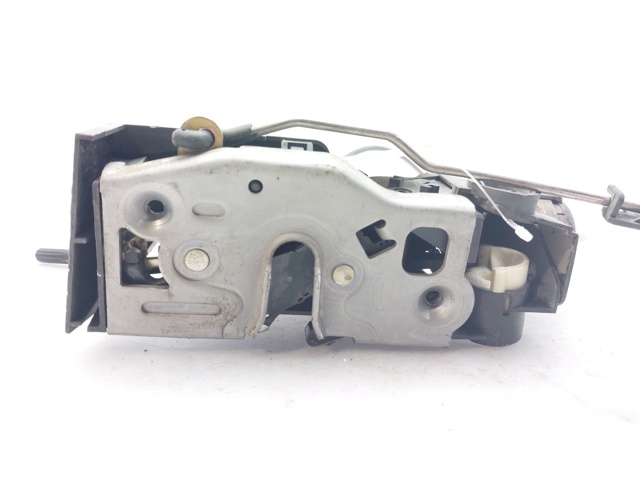 MERCEDES 1687202235 Cerradura de puerta delantera derecha  disponible España