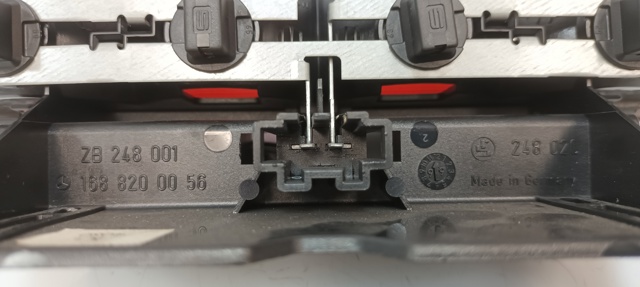 MERCEDES 1688200056 Tercera luz de freno comprar Tarragona