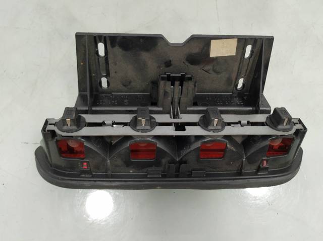 1688200056 MERCEDES Luz de freno trasera adicional  comprar en Oviedo