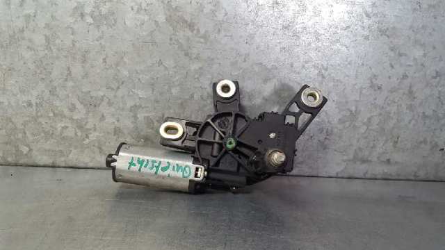 MERCEDES 1688200442 Motor limpiaparabrisas, trasera  en stock Salamanca