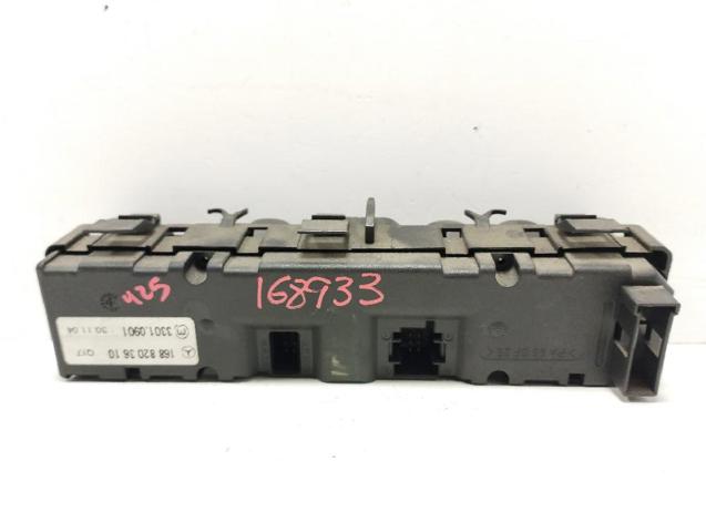 1688203610 MERCEDES Bloque de botones de la consola central comprar Alcalá
