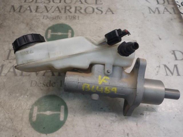 Cilindro principal de frenos 1689827 FORD