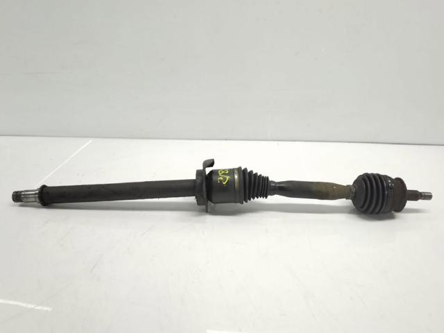 1693603272 Mercedes