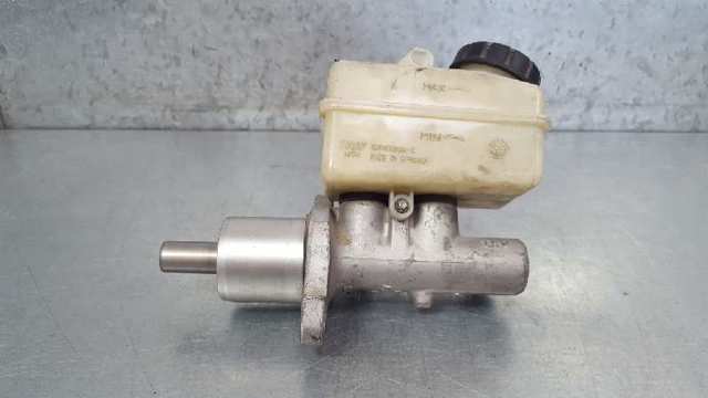 Cilindro maestro de frenos para Mercedes A W169