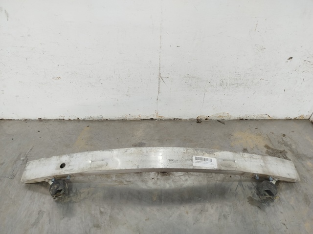 Refuerzo parachoque delantero Mercedes B  (2005-2011)