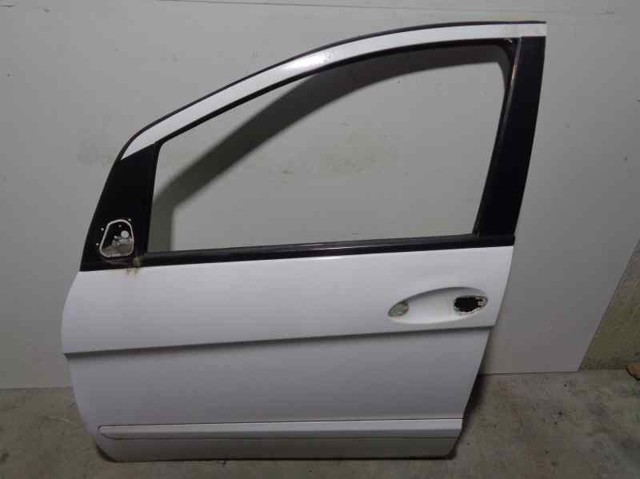 Puerta delantera izquierda 1697202505 Mercedes