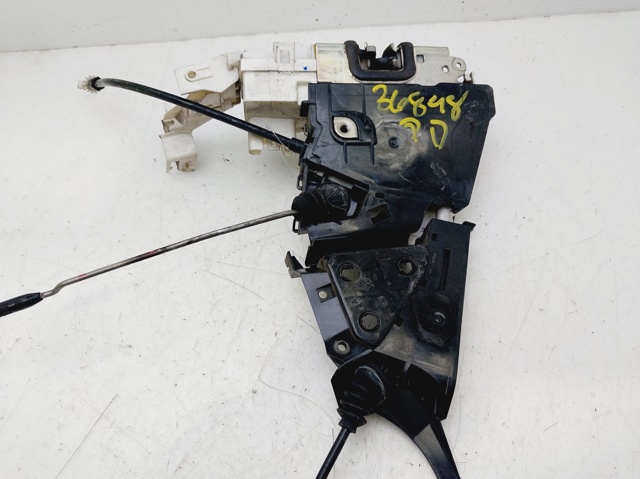 MERCEDES 1697202835 Cerradura de puerta delantera derecha  disponible Valladolid