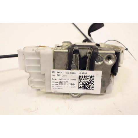 MERCEDES 1697302135 Cerradura de puerta trasera izquierda  en stock Salamanca