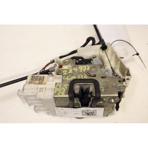 1697302135 MERCEDES Cerradura de puerta trasera izquierda  comprar en Oviedo