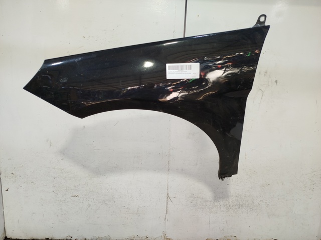 Comprar Aleta delantera izquierda B  W245
