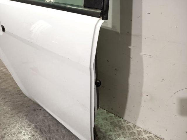 1702402 FORD Puerta trasera derecha  disponible Ourense