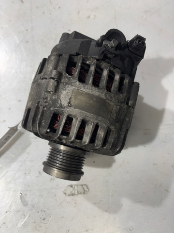 1704768 FORD Alternador  en stock Huelva