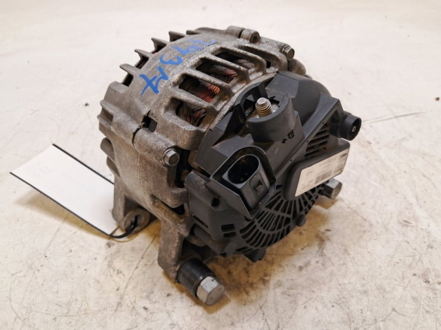 1704768 Alternador  en stock Sabadell